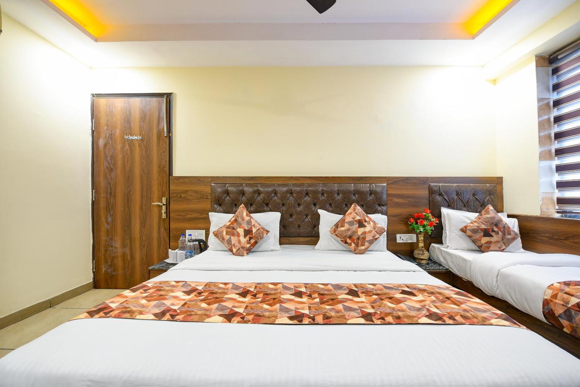 Hotel Le Grand - Walk-In From Rk Ashram Metro Station Neu-Delhi Exterior foto