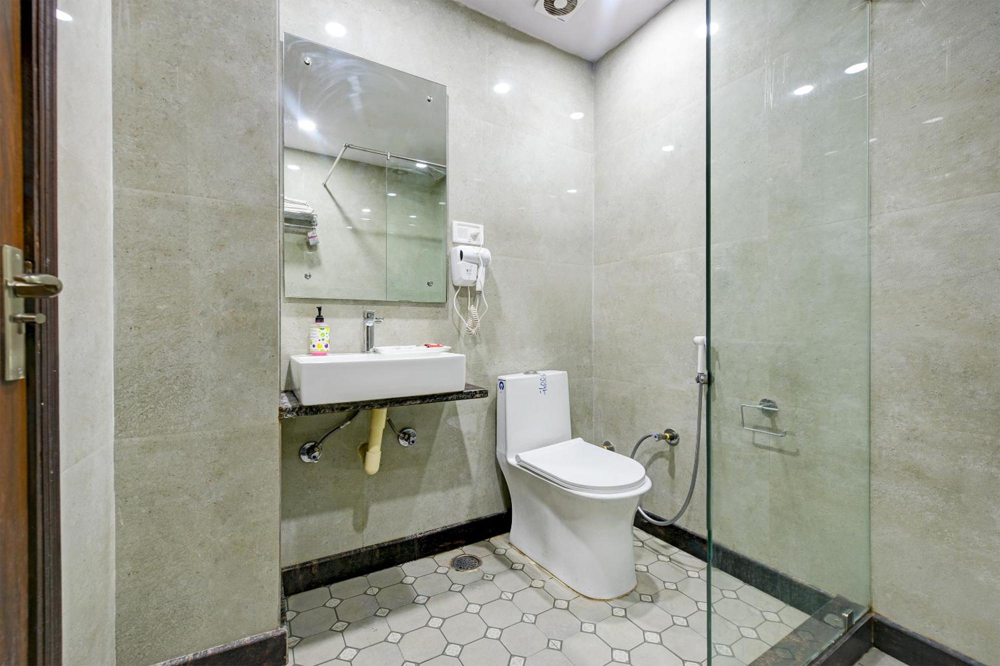 Hotel Le Grand - Walk-In From Rk Ashram Metro Station Neu-Delhi Exterior foto