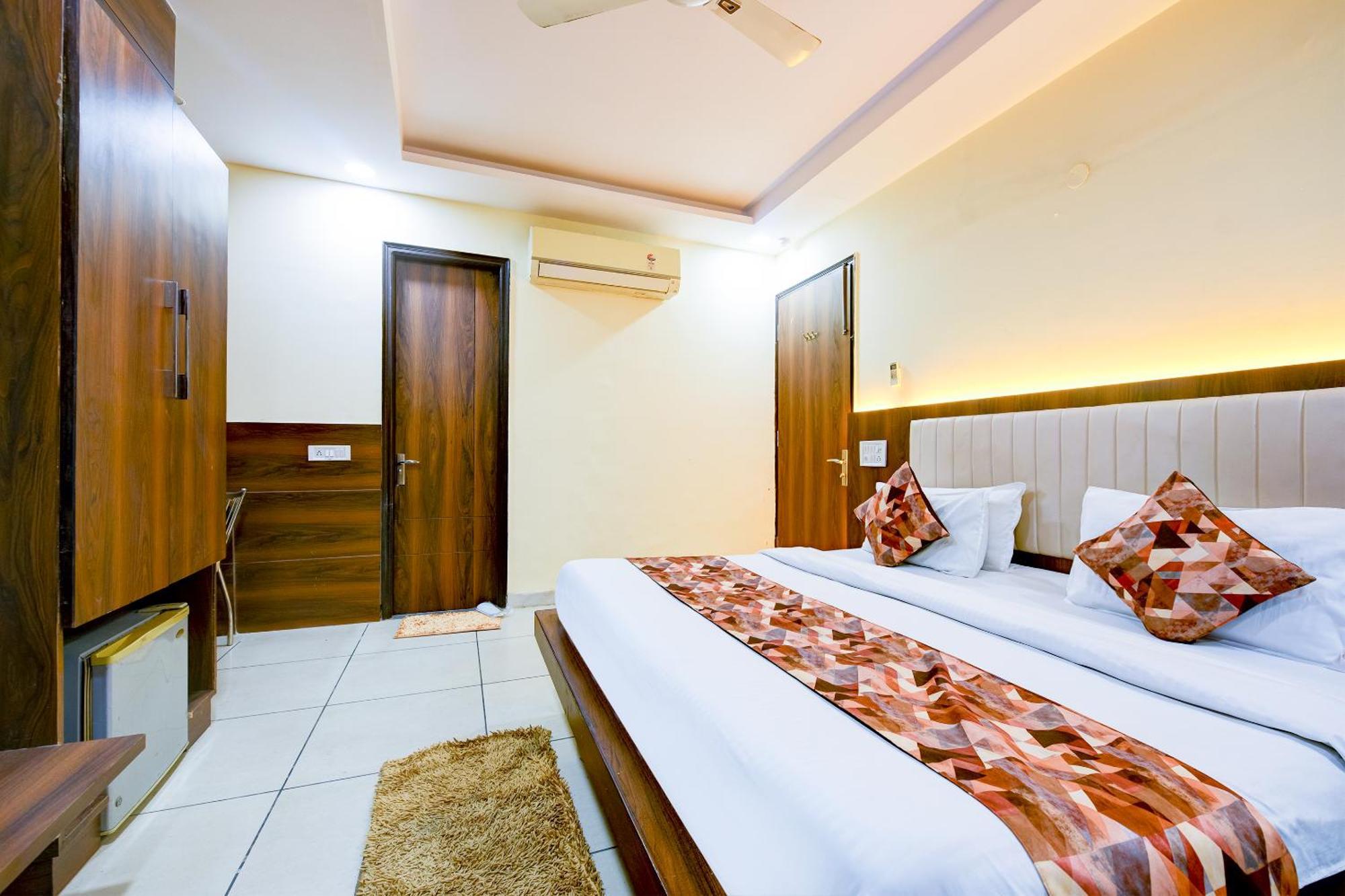 Hotel Le Grand - Walk-In From Rk Ashram Metro Station Neu-Delhi Exterior foto